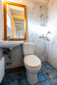 Gouzelis bathroom guest