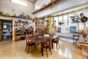 Gouzelis office space