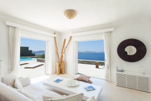 Villa-Coral-Living-Room-3-Infinity-pool-view-party
