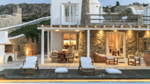 Villa-Jade-Seating-Area-3-Beach-Front-Party-Family